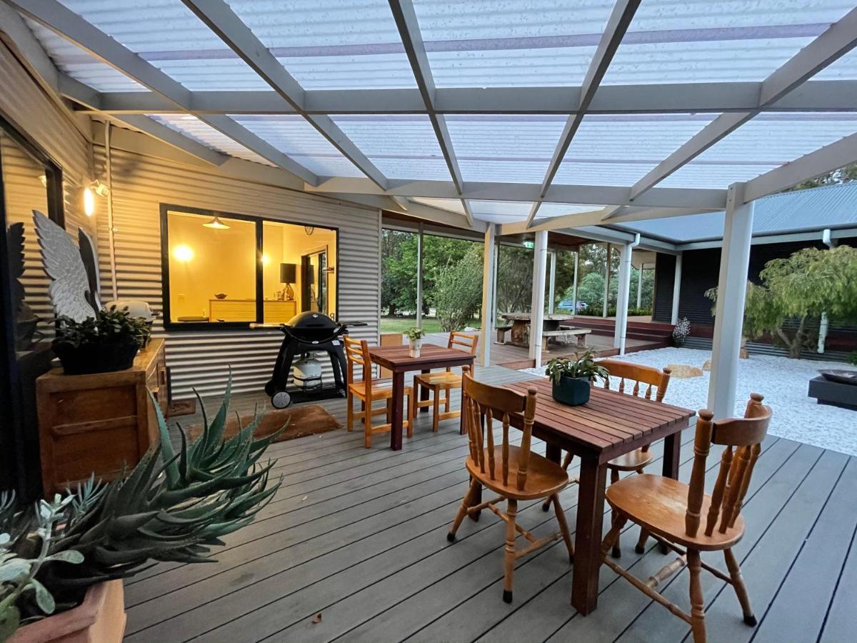 Grape Juice Retreat Rustic Romantic Gateway 5Mins To Beaches & Town Margaret River Exteriér fotografie
