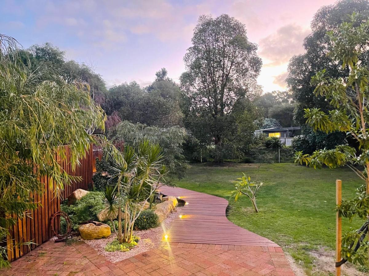 Grape Juice Retreat Rustic Romantic Gateway 5Mins To Beaches & Town Margaret River Exteriér fotografie